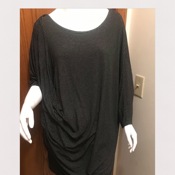 alembika Tops - EUC Alembika short sleeve navy striped shirt 3X